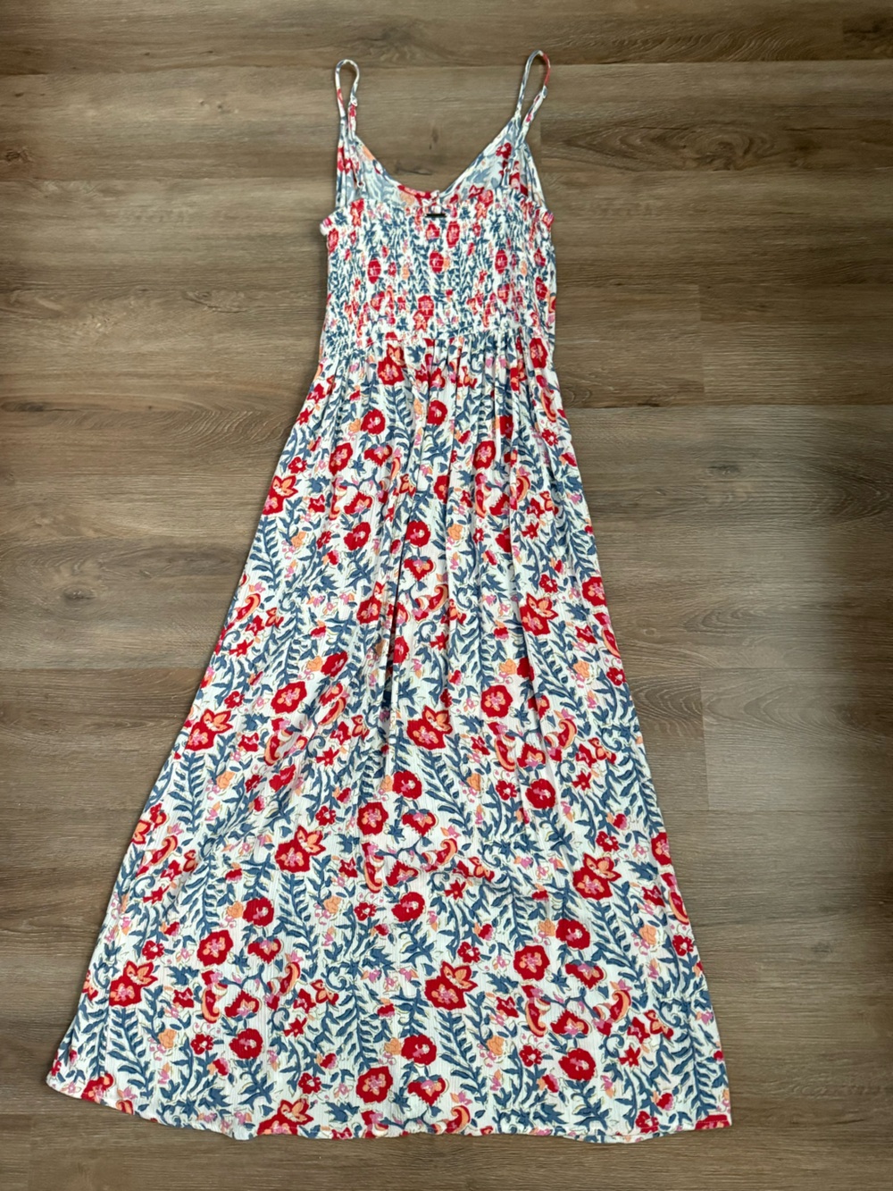 Billabong White Maxi Dress with Red Floral and Blue Leaf Print - Picture 2 of 3